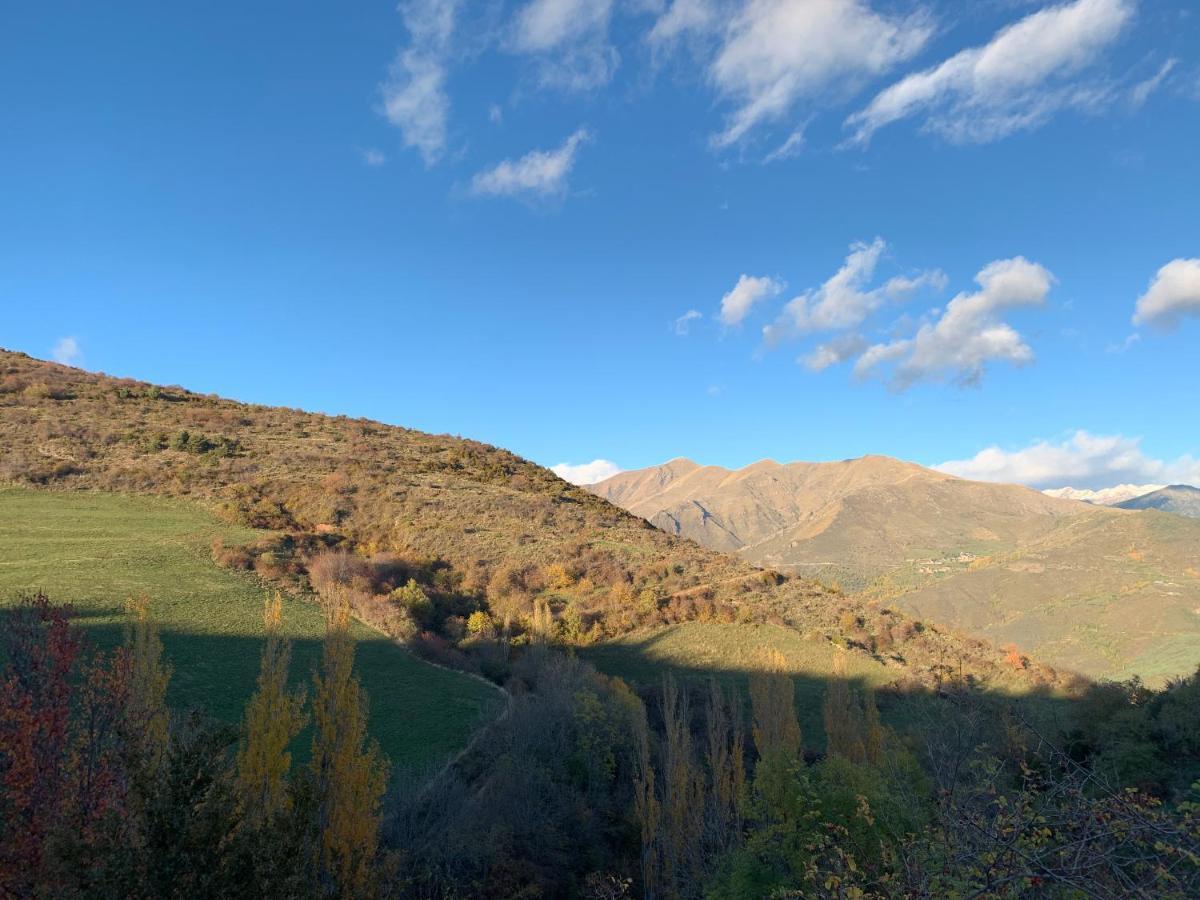 Chalet En El Pirineo De Aragon Нериль Экстерьер фото