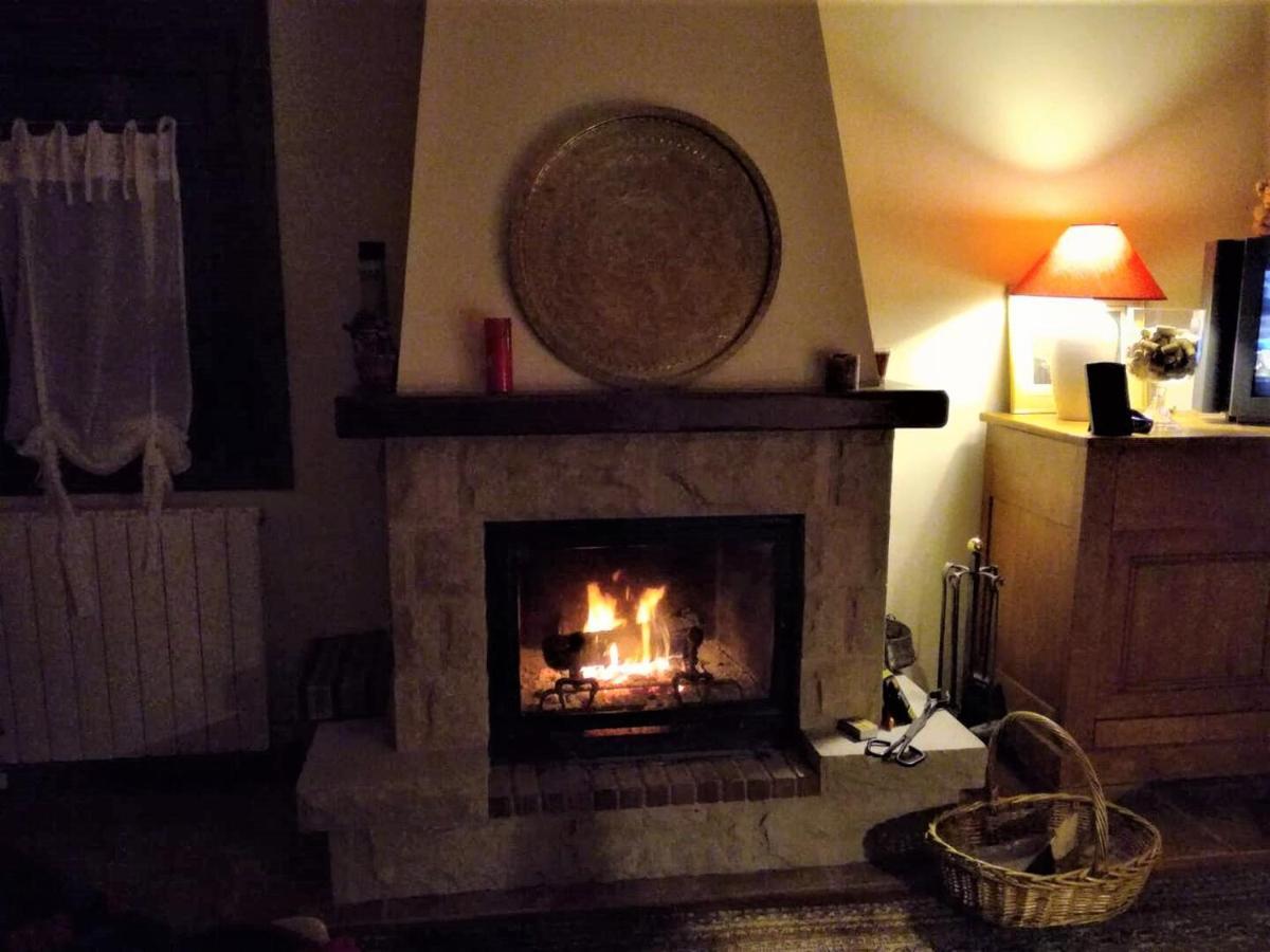 Chalet En El Pirineo De Aragon Нериль Экстерьер фото